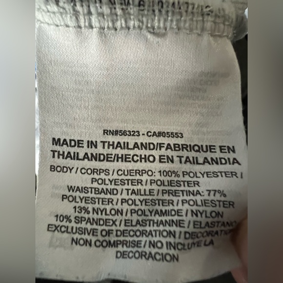 Nike Dry Fit Women’s Shorts-Excellent Used Condition - Picture 3 of 4